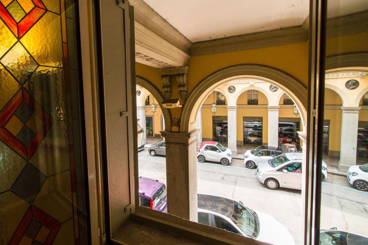 Porta Nuova Central Flat With Balcony Turim Exterior foto